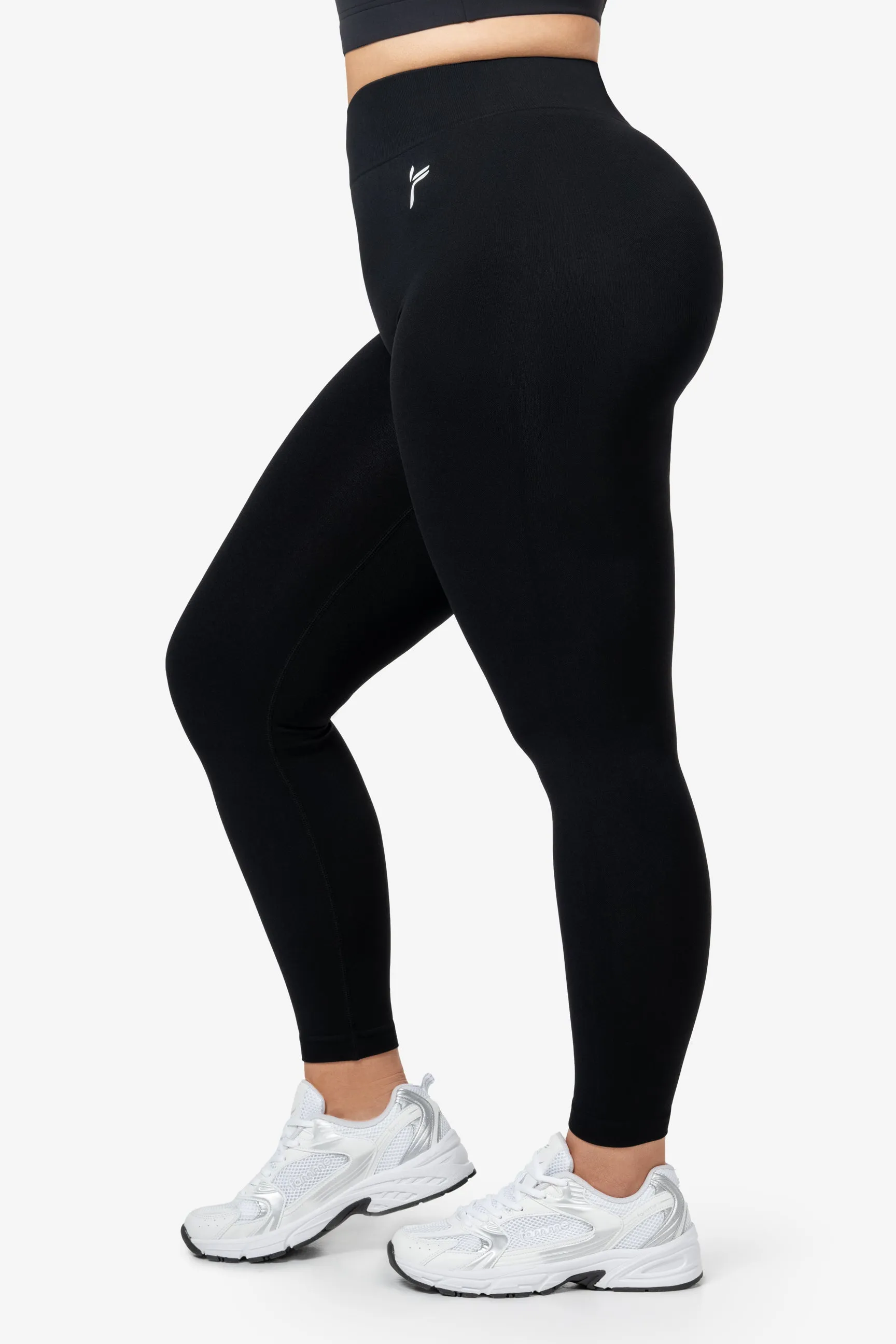 Black Lunge Scrunch Leggings