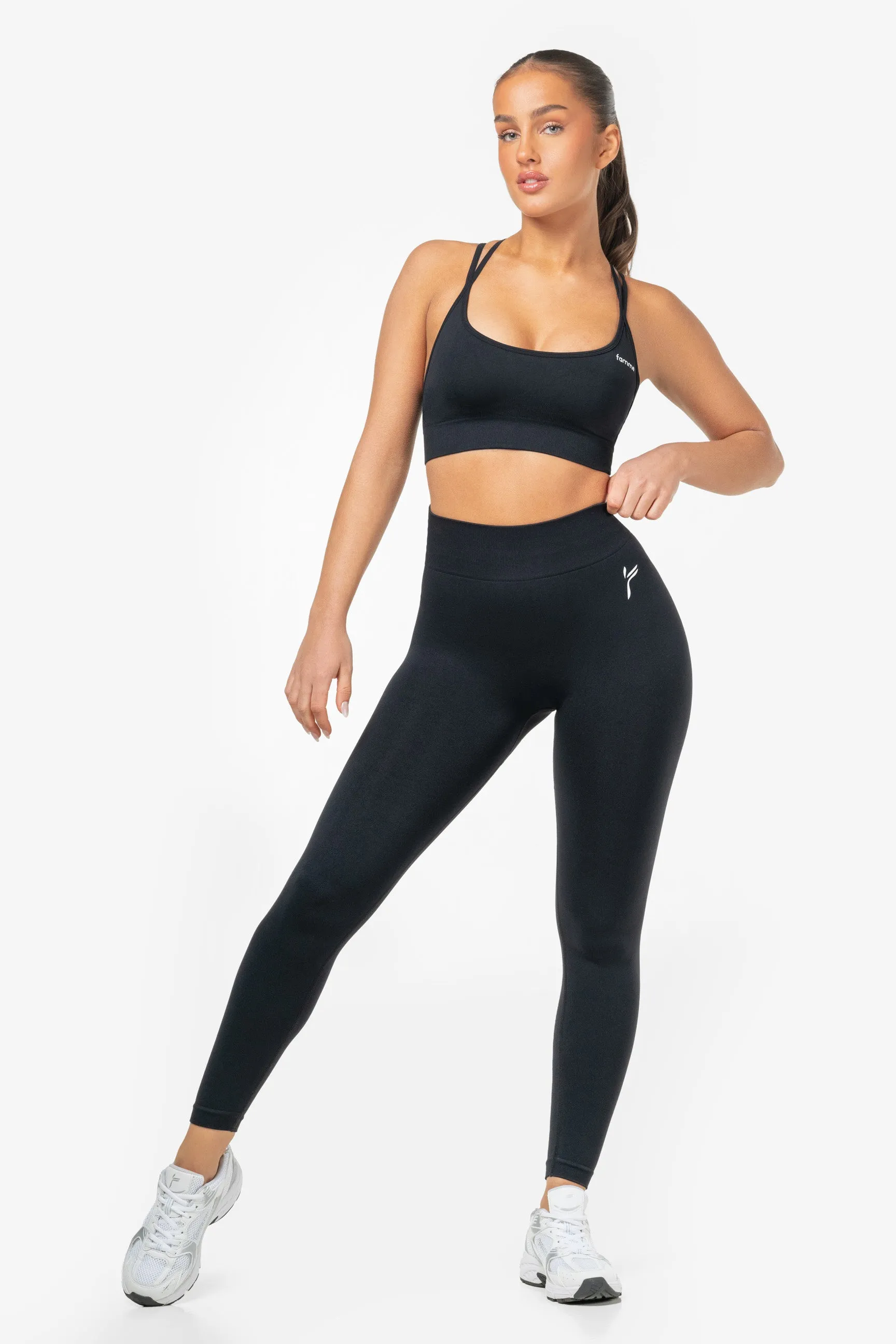 Black Lunge Scrunch Leggings