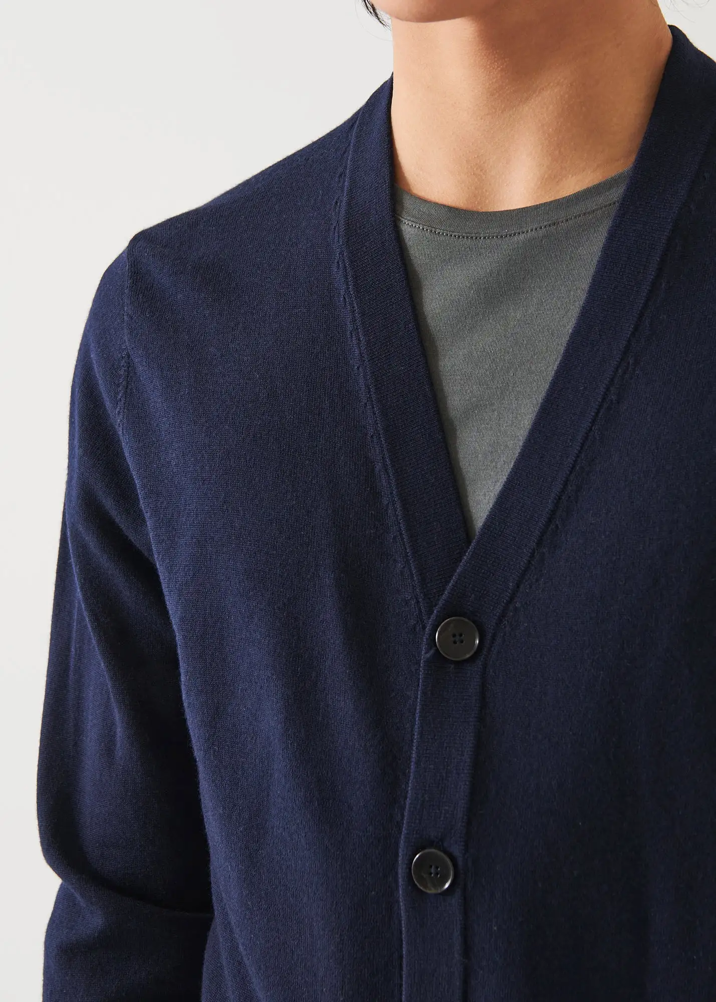 EXTRA-FINE MERINO CARDIGAN