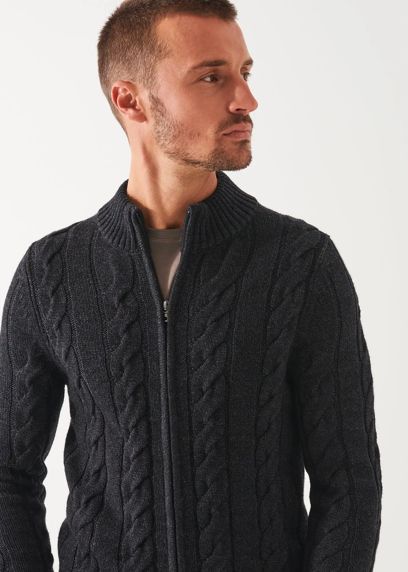 MERINO CABLE KNIT ZIP CARDIGAN